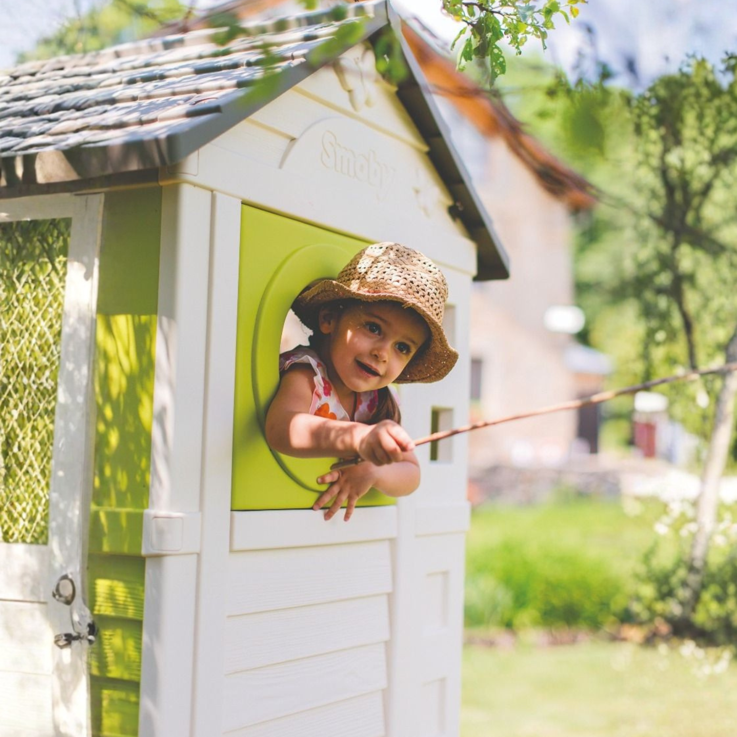SMOBY Cubby House on Stilts with Slide