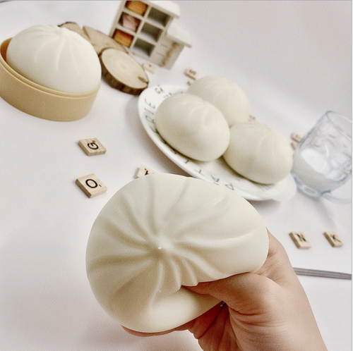 Steamed Bun Dumpling Squishy in Basket