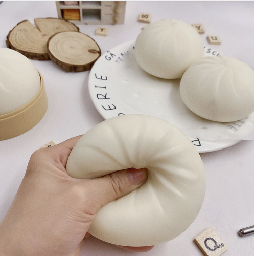 Steamed Bun Dumpling Squishy in Basket